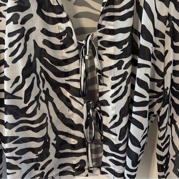 ASOS Design Zebra Print Mesh Cropped Shirt with Tie Closure Black White-12 Tall - Picture 5 of 13